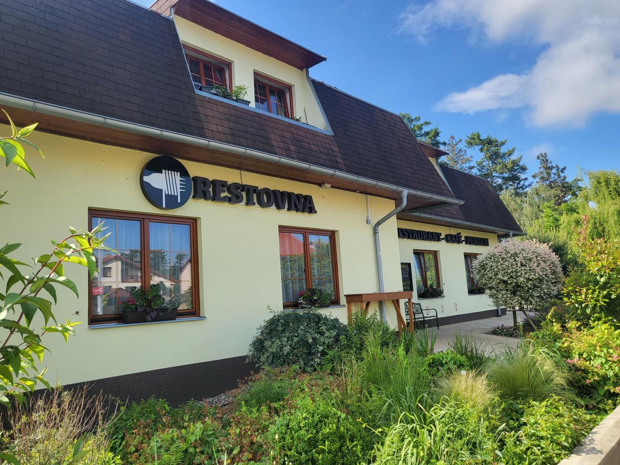 Hotel Restovna Jíloviště Exterior foto